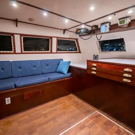Luxury Yacht Hotel en barco