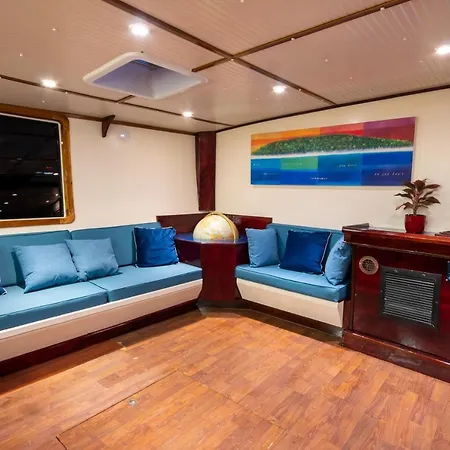 Luxury Yacht Hotel en barco Cartagena