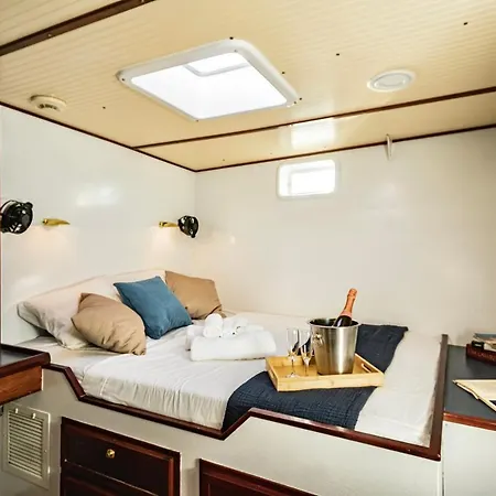 Luxury Yacht Cartagena